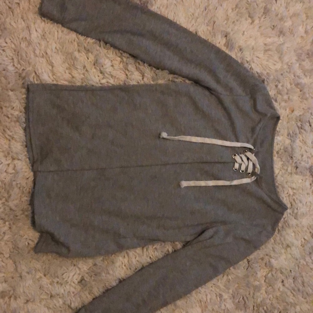 Long sleeve gray lace up shirt